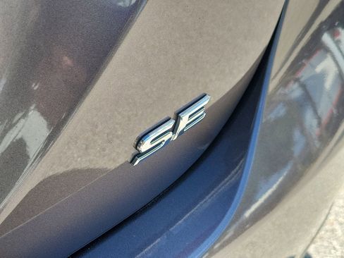 Used 2023 Toyota Camry SE FWD image 7