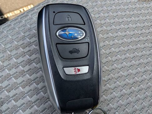 Used 2024 Subaru Forester Premium AWD/4WD image 19