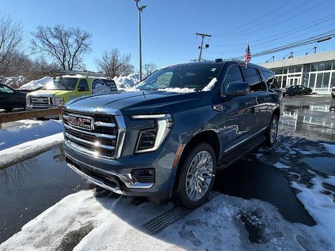 New 2026 GMC Yukon XL Elevation w/ Elevation Premium Package image 3