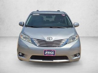 Used 2017 Toyota Sienna XLE w/ XLE Navigation Package FWD video 2