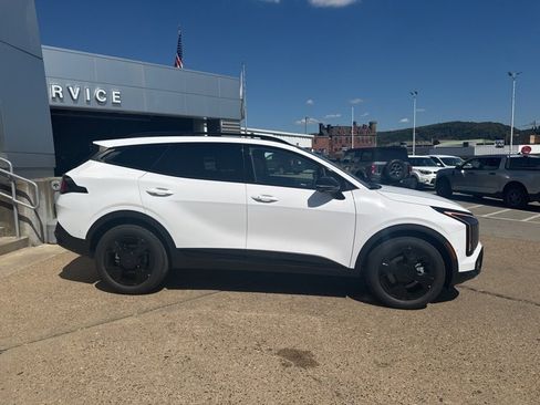 New 2026 Kia Sportage X-Line w/ X-Line Technology Package image 8