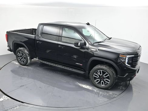 Used 2026 GMC Sierra 1500 AT4 w/ AT4 Premium Package AWD/4WD image 22