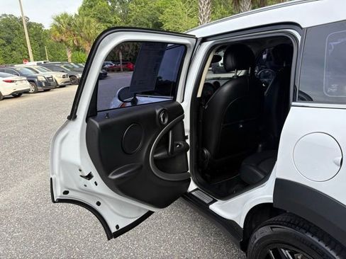 Used 2012 MINI Cooper Countryman FWD image 21