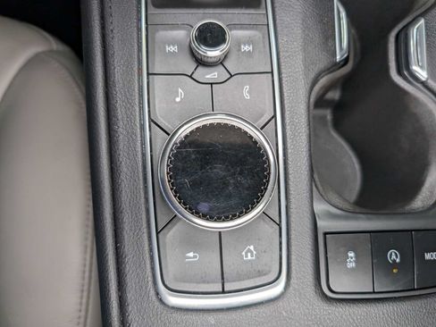Used 2019 Cadillac XT4 Premium Luxury AWD/4WD image 28