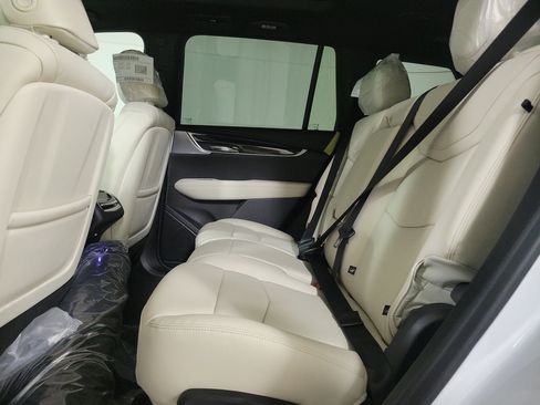 New 2025 Cadillac XT6 Sport image 15