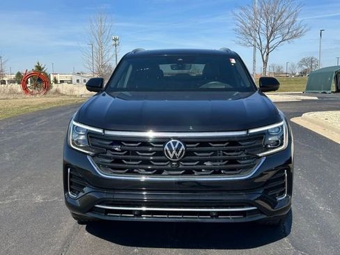New 2026 Volkswagen Atlas Cross Sport SEL Premium R-Line AWD/4WD image 2