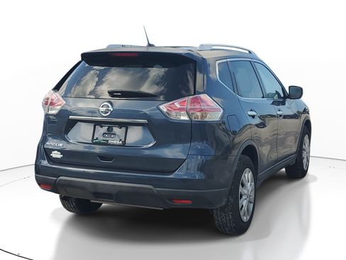 Used 2016 Nissan Rogue S w/ Appearance Package FWD image 5