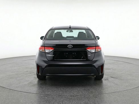 Used 2025 Toyota Corolla LE FWD image 7