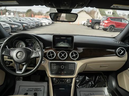 Used 2015 Mercedes-Benz CLA 250 image 14