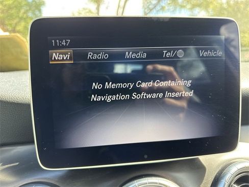 Used 2019 Mercedes-Benz CLA 250 CLA 250 image 18