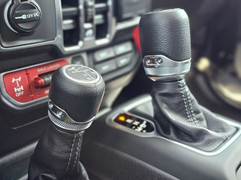 New 2026 Jeep Wrangler Unlimited Sport AWD/4WD image 16