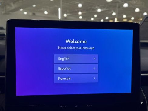 Used 2026 Toyota Corolla SE image 31