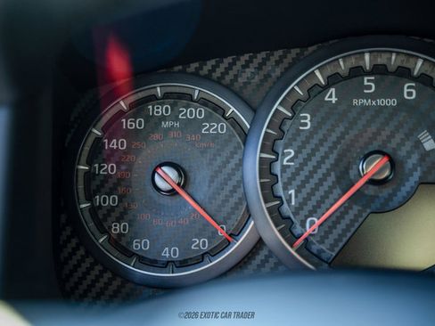 Used 2024 Nissan GT-R AWD/4WD image 20