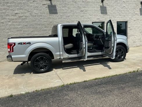 Used 2015 Ford F150 XLT AWD/4WD image 11