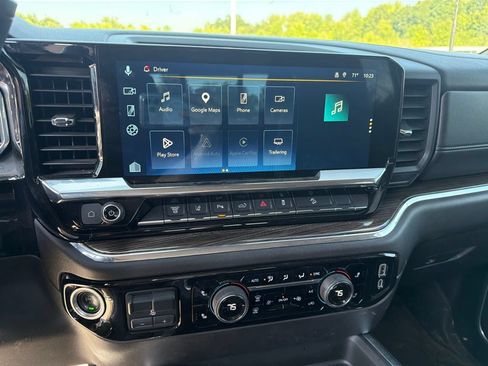 Used 2025 Chevrolet Silverado 2500 LT w/ Trail Boss Package AWD/4WD image 12