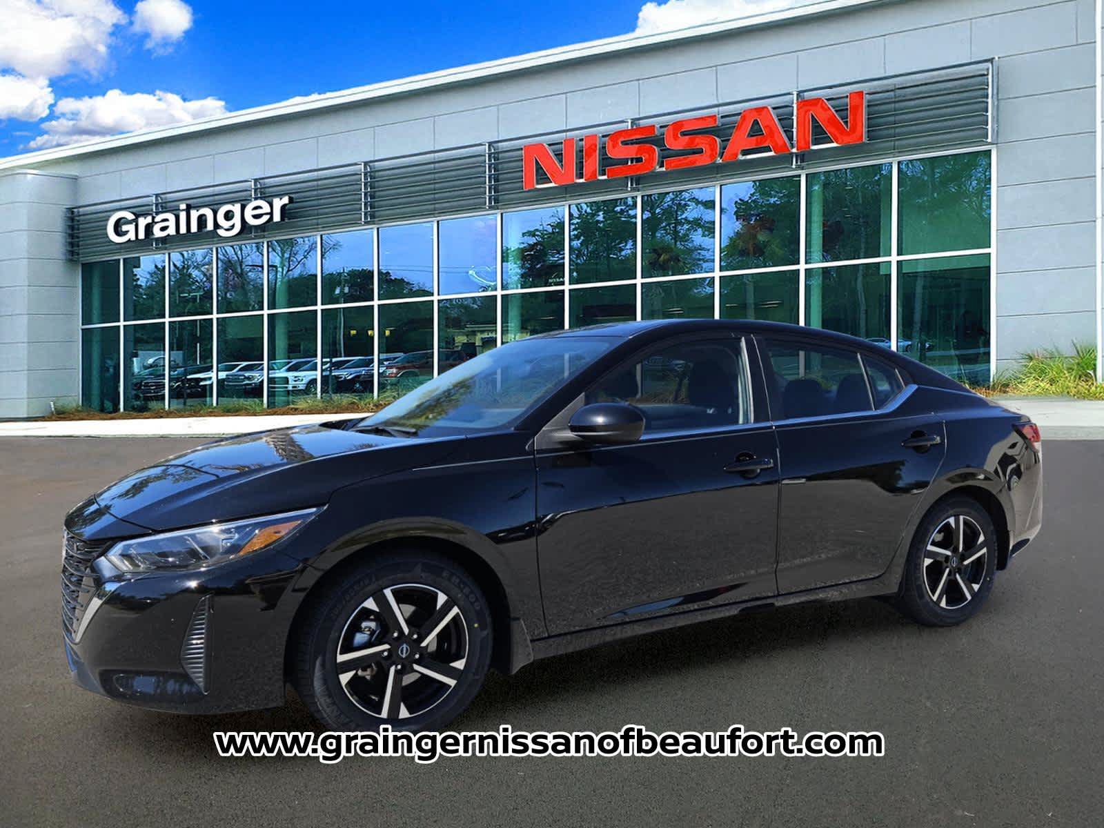 Used 2025 Nissan Sentra SV FWD image 2