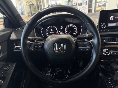 Used 2025 Honda Civic Sport image 14