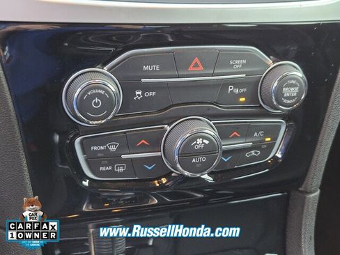 Used 2023 Chrysler 300 Touring L image 34