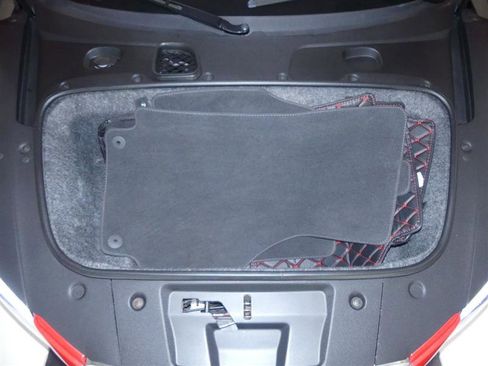 Used 2014 Audi R8 V8 w/ Convenience Package image 29