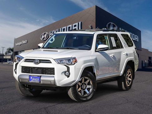 Used 2024 Toyota 4Runner TRD Off-Road Premium w/ Off Road Premium Plus Package AWD/4WD image 1