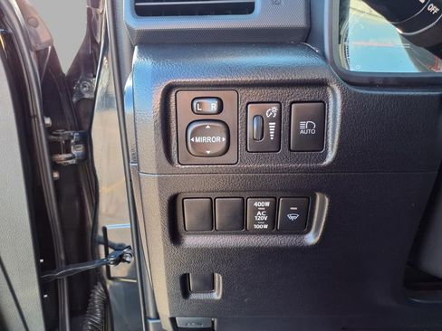 Used 2024 Toyota 4Runner TRD Off-Road image 19