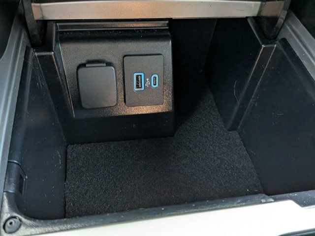 Used 2022 Ford Explorer ST w/ Equipment Group 401A AWD/4WD image 24