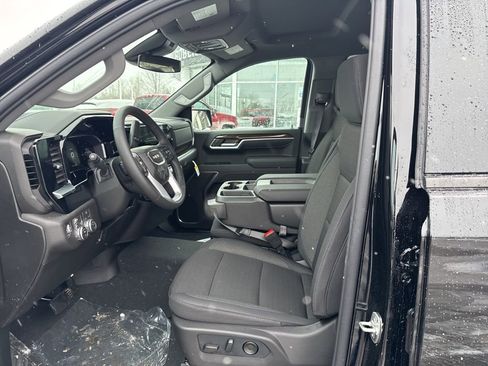 New 2026 GMC Sierra 1500 Elevation image 9