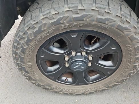 Used 2018 RAM 2500 Laramie w/ Sport Appearance Group AWD/4WD image 15