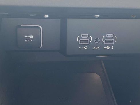 Used 2024 Jeep Wagoneer L Series II w/ Flexible Seating Group AWD/4WD image 31