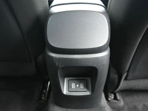 Used 2024 Hyundai Elantra SEL image 16