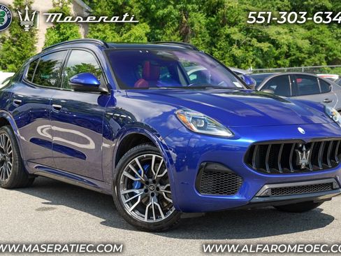 Used 2023 Maserati Grecale Modena AWD/4WD image 1