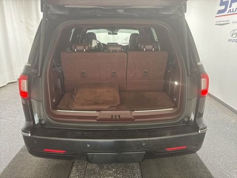 Used 2018 Lincoln Navigator Black Label w/ Cargo Package AWD/4WD image 7