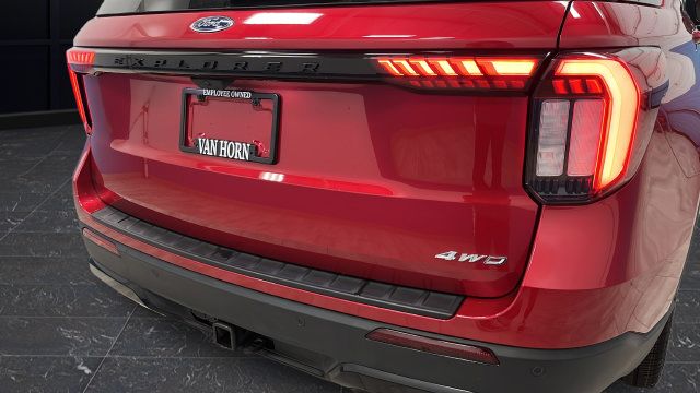 Used 2025 Ford Explorer ST-Line w/ Premium Package AWD/4WD image 44