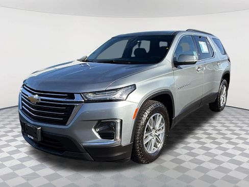 Used 2023 Chevrolet Traverse LT w/ LPO, Floor Liner Package AWD/4WD image 1