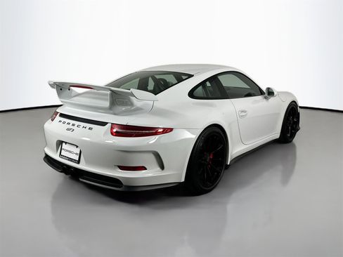 Used 2015 Porsche 911 GT3 image 7