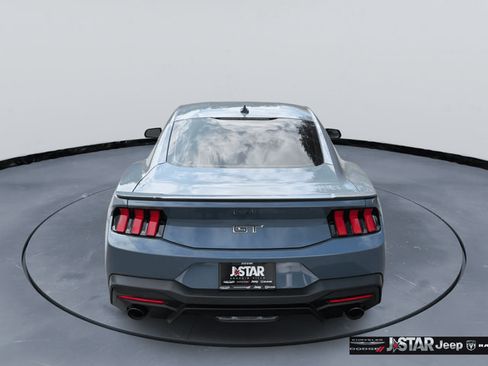 Used 2024 Ford Mustang GT RWD image 6