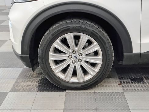 Used 2020 Ford Explorer Limited w/ Class III Trailer Tow Package AWD/4WD image 14