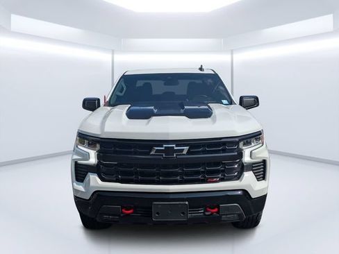 Used 2023 Chevrolet Silverado 1500 LT Trail Boss w/ Protection Package AWD/4WD image 8