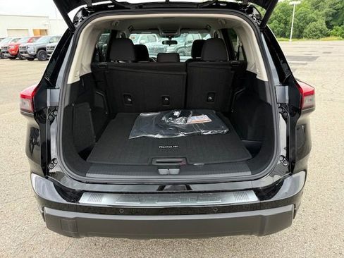 New 2026 Nissan Rogue SV image 33