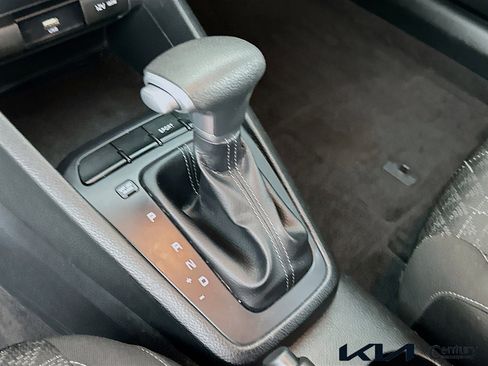 Used 2023 Kia Rio S w/ Technology Package image 16