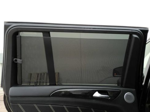 Used 2015 Mercedes-Benz GL 63 AMG 4MATIC image 17