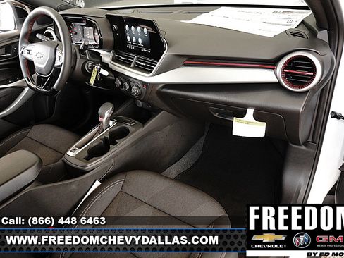 New 2026 Chevrolet Trax RS w/ Driver Confidence Package FWD image 12