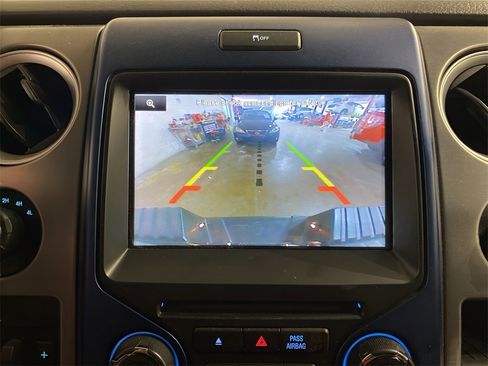 Used 2014 Ford F150 Raptor w/ Equipment Group 801A Luxury image 15