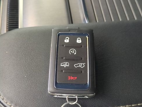 New 2026 Jeep Grand Wagoneer L Limited AWD/4WD image 33