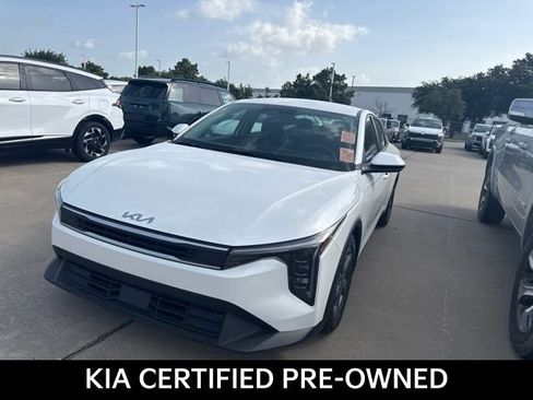 Certified 2025 Kia K4 FWD image 1
