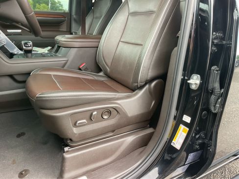 Used 2022 GMC Sierra 1500 Denali w/ Denali Reserve Package AWD/4WD image 13