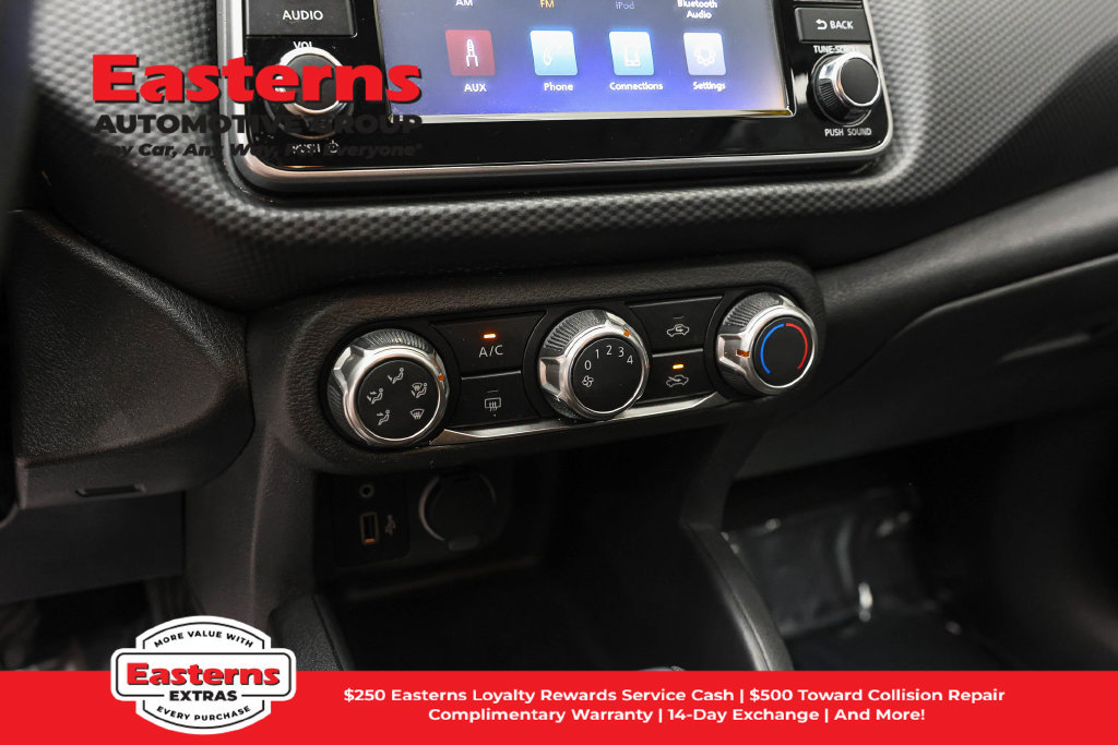 Used 2022 Nissan Kicks S FWD image 20