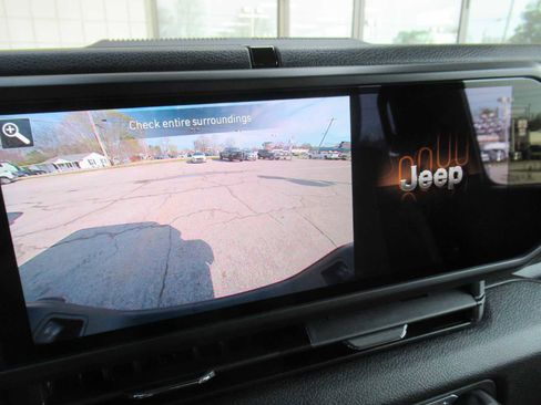 New 2026 Jeep Gladiator Willys image 30