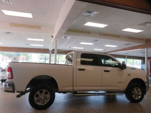 Used 2024 RAM 2500 Big Horn w/ Off Road Package AWD/4WD image 66
