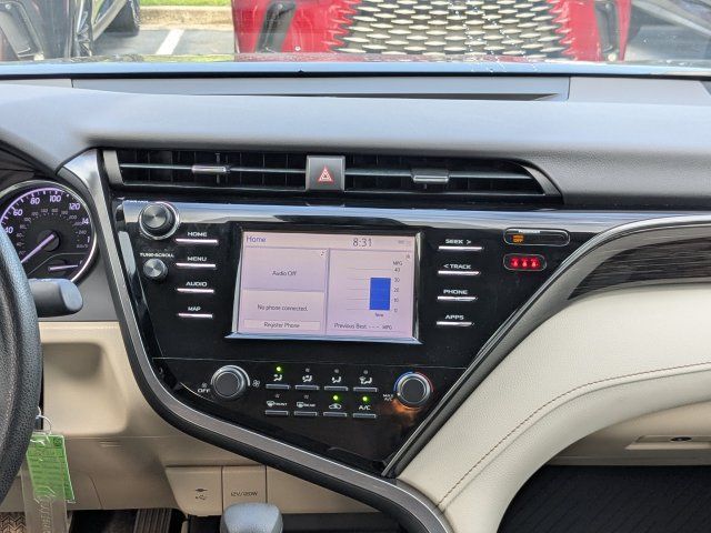 Used 2019 Toyota Camry LE FWD image 18